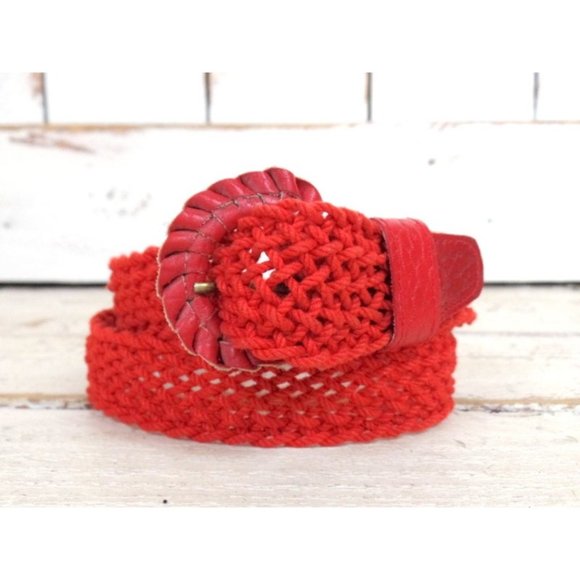 70s vintage red crochet/macrame cotton rope leather boho/hippie belt - Picture 3 of 5